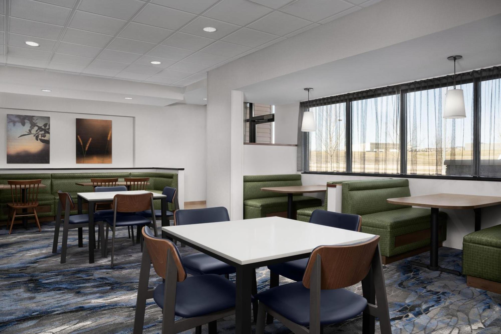 Fairfield Inn & Suites By Marriott Sioux Falls Airport Экстерьер фото